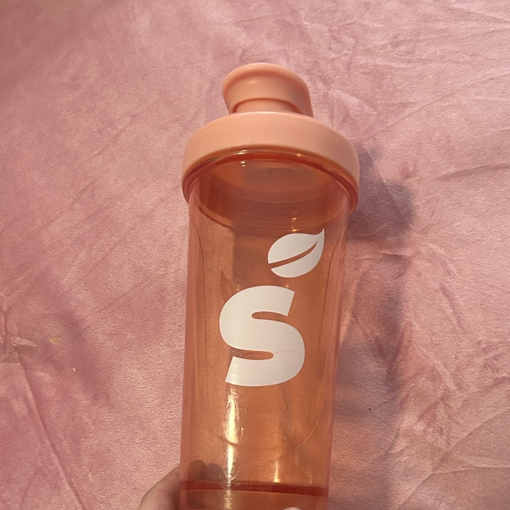 Orange Shaker Bottle Shop Santé